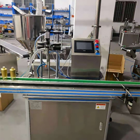 Extremely fast filling and capping, capping machine